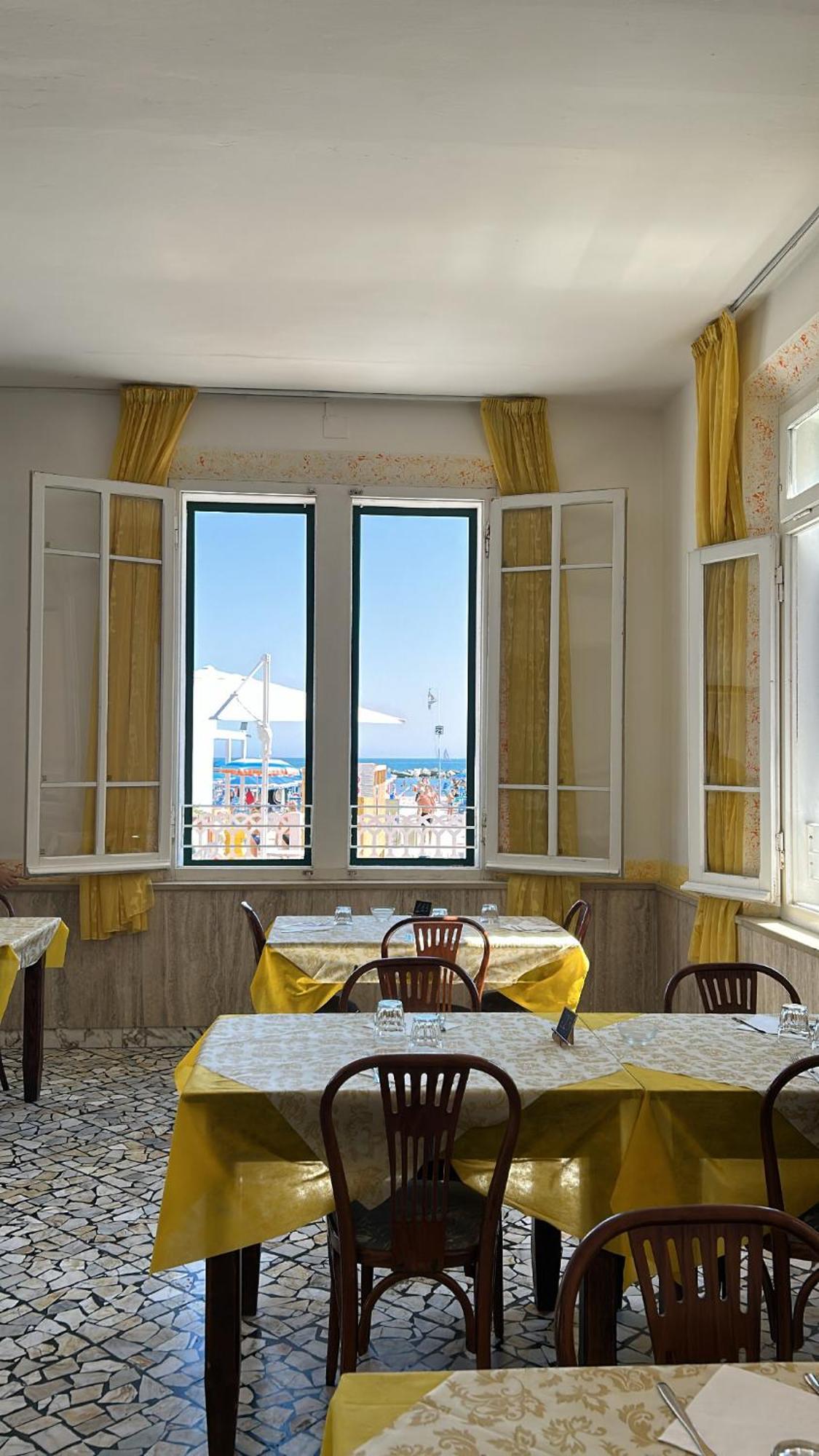 Hotel Bartolini Μπελάρια-Ιτζέα Μαρίνα Εξωτερικό φωτογραφία
